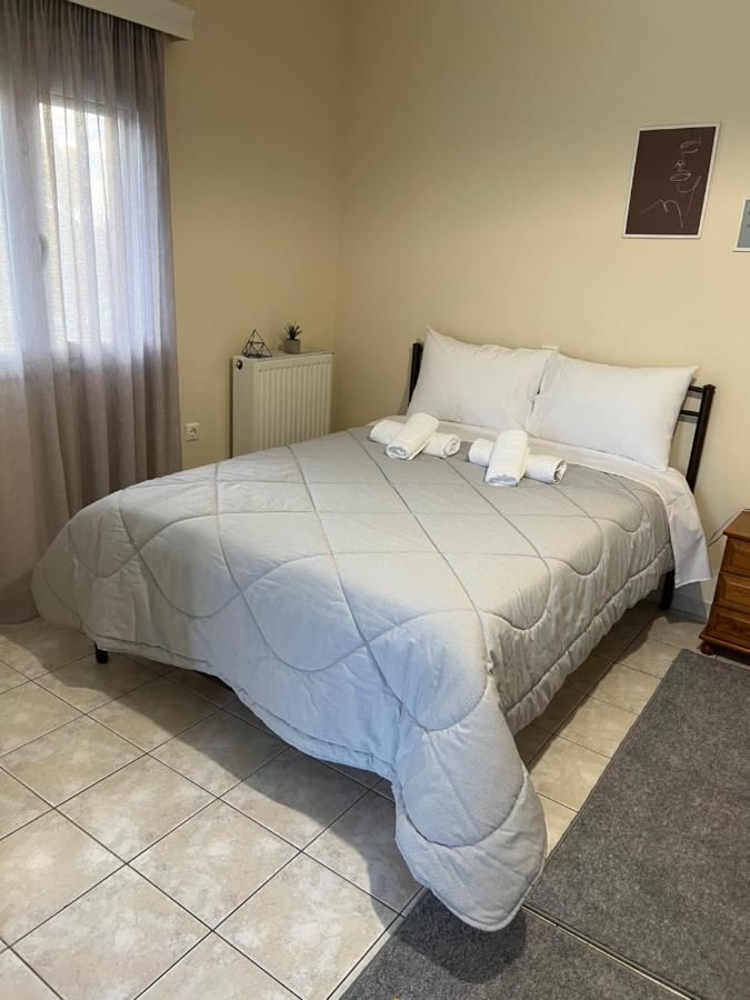 Flo'S Apartments Missolonghi Экстерьер фото